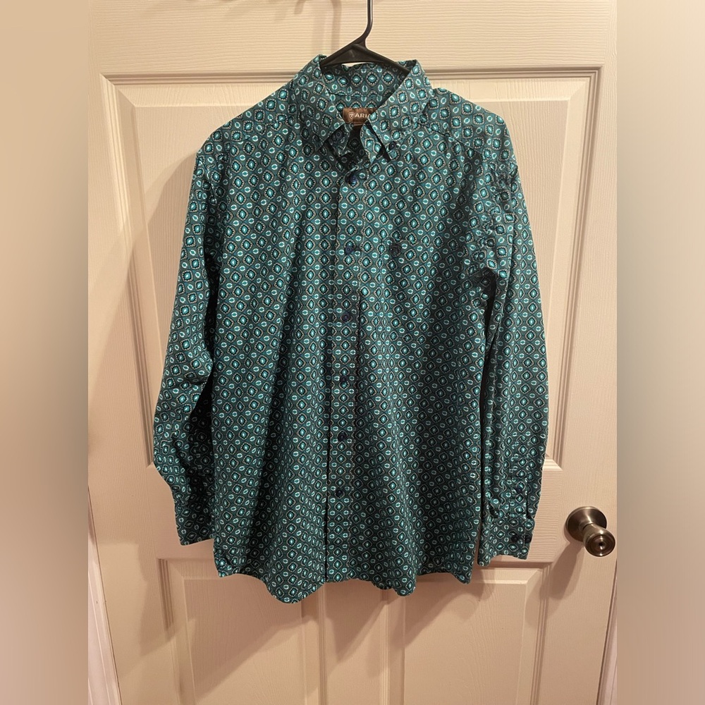Men’s Ariat Shirt